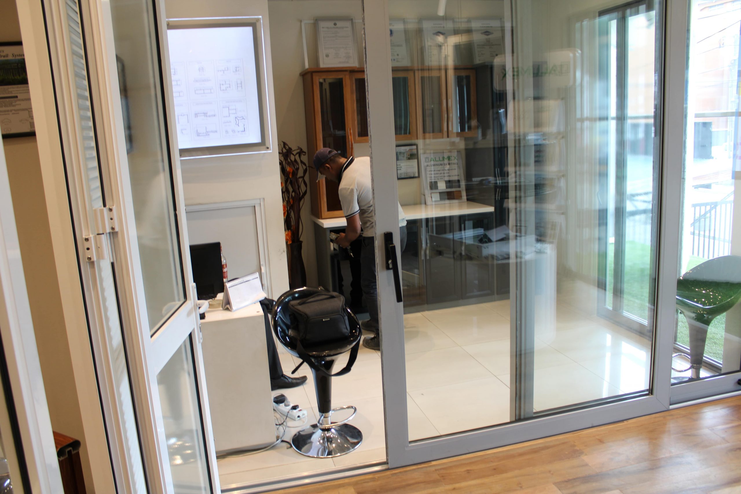 Alumex Showroom 2